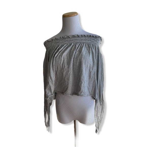 We the Free- Free people Off the Shoulder top - Picture 1 of 4